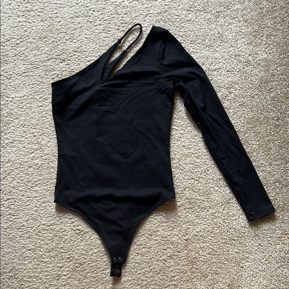 Abercrombie & Fitch Black One-Shoulder Bodysuit